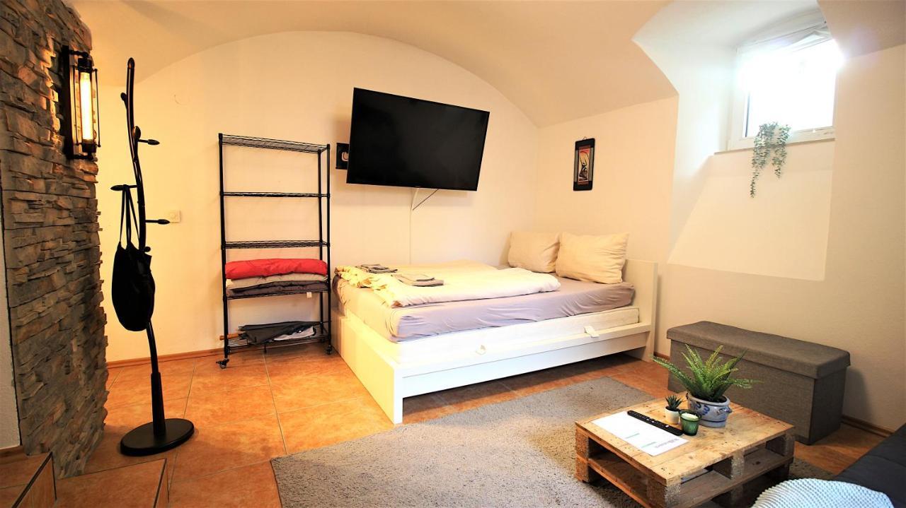 Xxx Fully Equipped Apartment Near Main Station! Wurzburg Ngoại thất bức ảnh