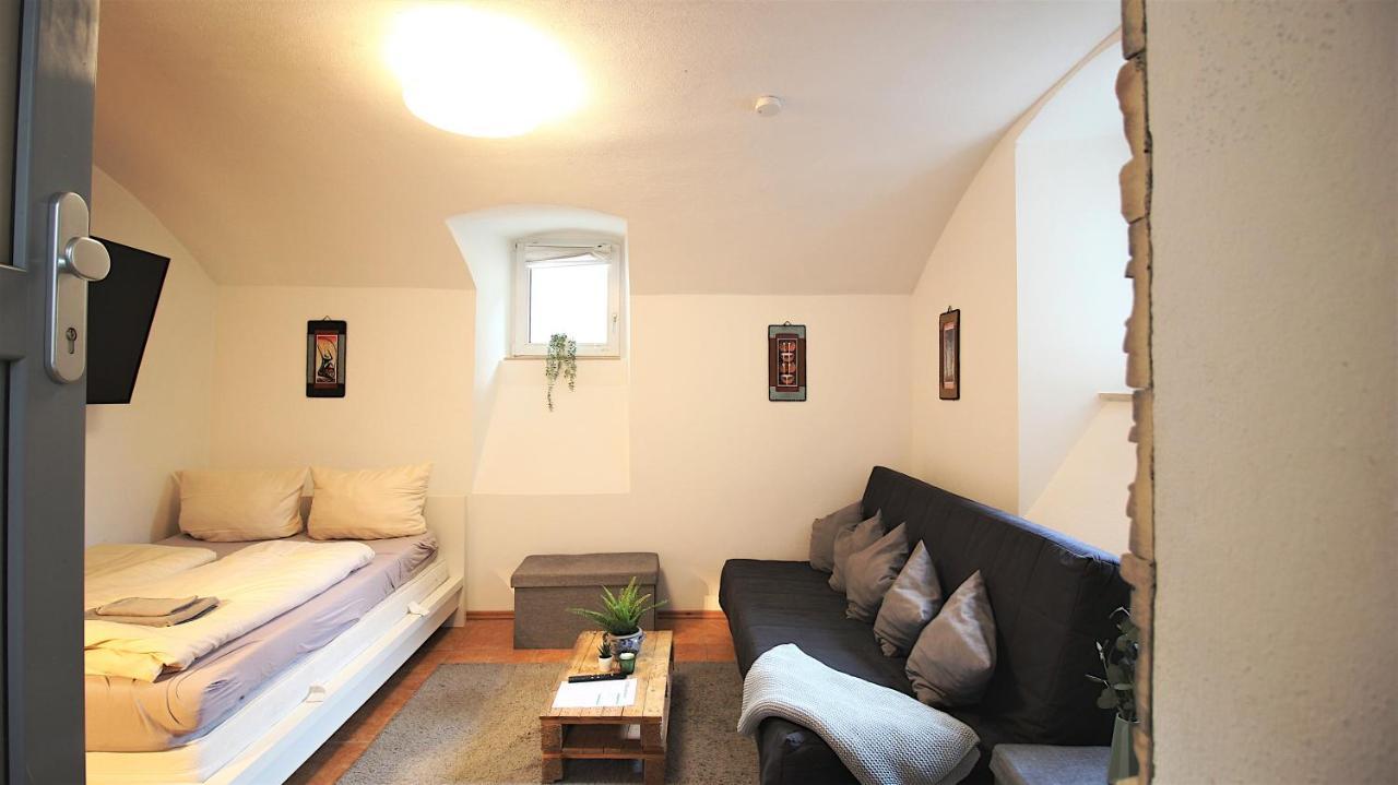 Xxx Fully Equipped Apartment Near Main Station! Wurzburg Ngoại thất bức ảnh